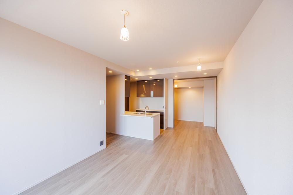 LIVIO Tower Shinagawa 3LDK New Apartment in Minato-ku Tokyo - Thumbnail 4