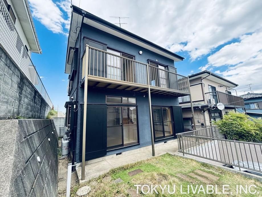 Renovated 2LDK House for Sale in Machida, Tokyo - 16.8M Yen - Thumbnail 2