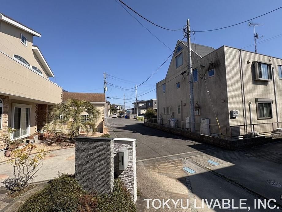 5LDK+S Daiwa House Custom Home in Iwatsuki, Saitama - Thumbnail 3