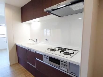 3LDK Apartment with Hot Springs in Hodogaya-ku, Yokohama - Thumbnail 3