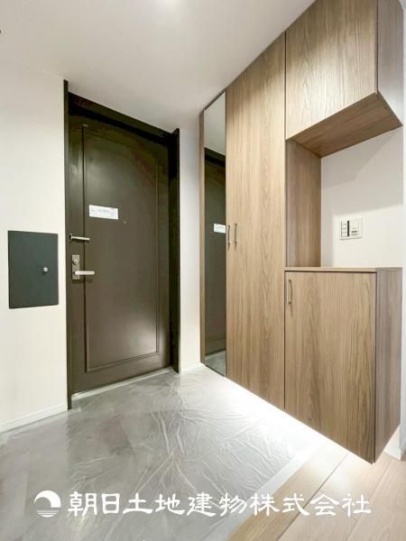 2LDK 78m² Renovated Apartment in Machida, Tokyo - Thumbnail 4