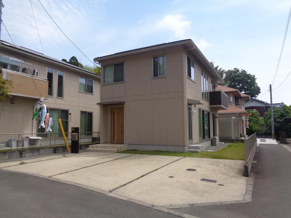 4LDK House for Sale in Shimokitakata-cho, Miyazaki City - Thumbnail 2