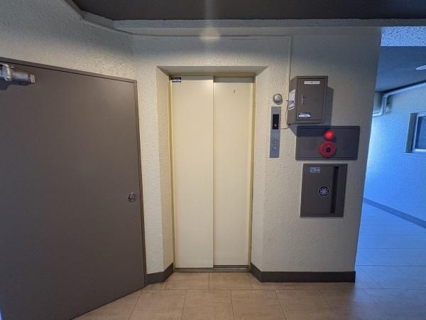 2K Apartment for Sale in Totsuka, Yokohama - 37.8 sqm - Thumbnail 2