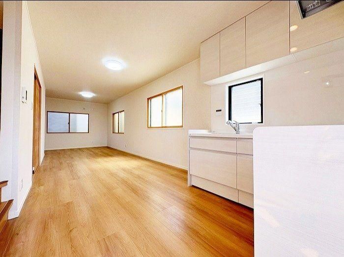 Renovated 3LDK House in Akashi City, Hyogo - Thumbnail 2