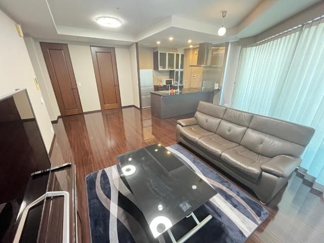 3LDK Apartment for Sale in Naha, Okinawa - 102.72m² - Thumbnail 2