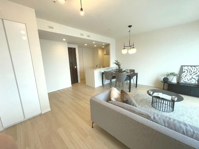 Renovated 2LDK in City Tower Higashi-Umeda Parkfront, Osaka - Thumbnail 4