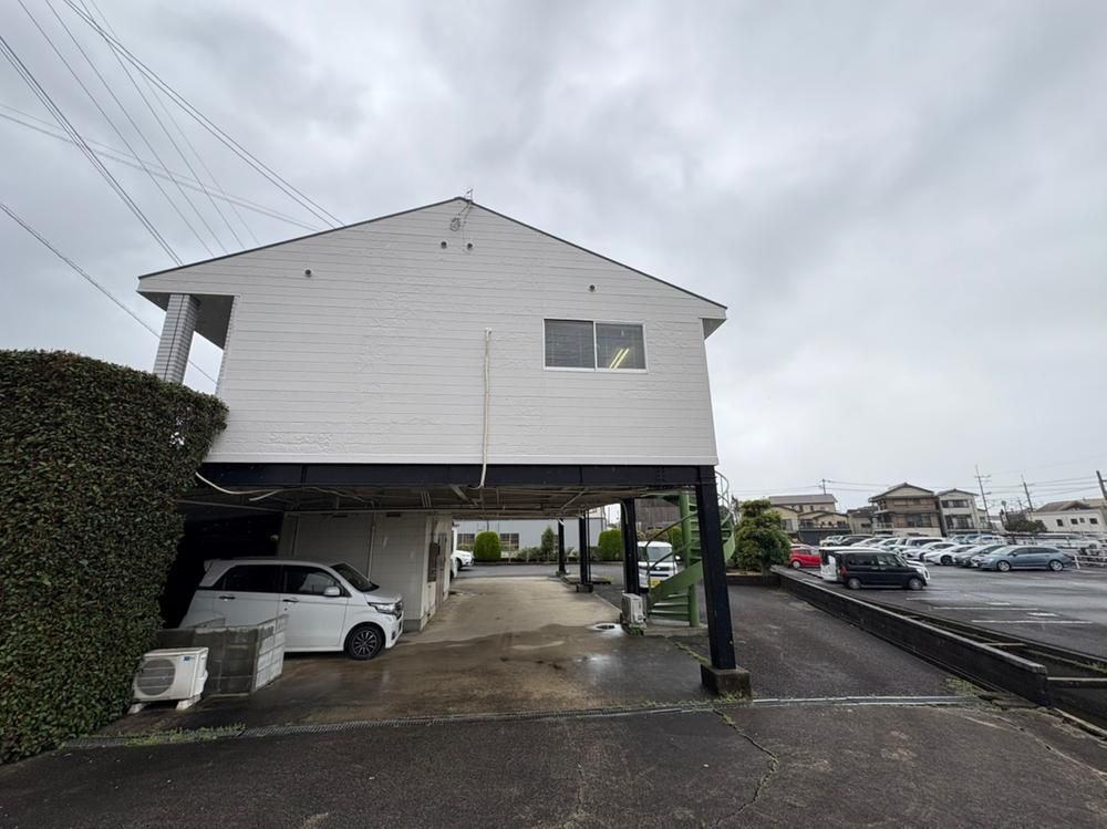 4LDK Detached House for Sale Near Hatama Station, Ogori City - Thumbnail 4