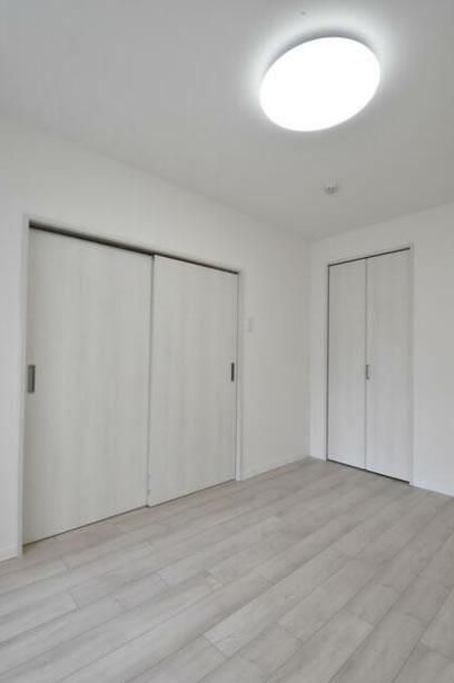 Renovated 2LDK Apartment in Toyohira-ku, Sapporo - 46.2m2 - Thumbnail 4