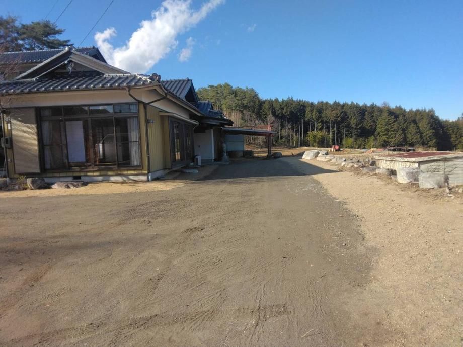 5DK Detached House for Sale in Komagane, Nagano - Thumbnail 2