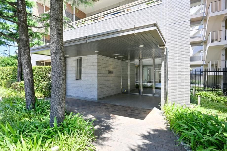 3LDK Apartment in Urawa-ku, Saitama City - 83.86m2 - Thumbnail 2