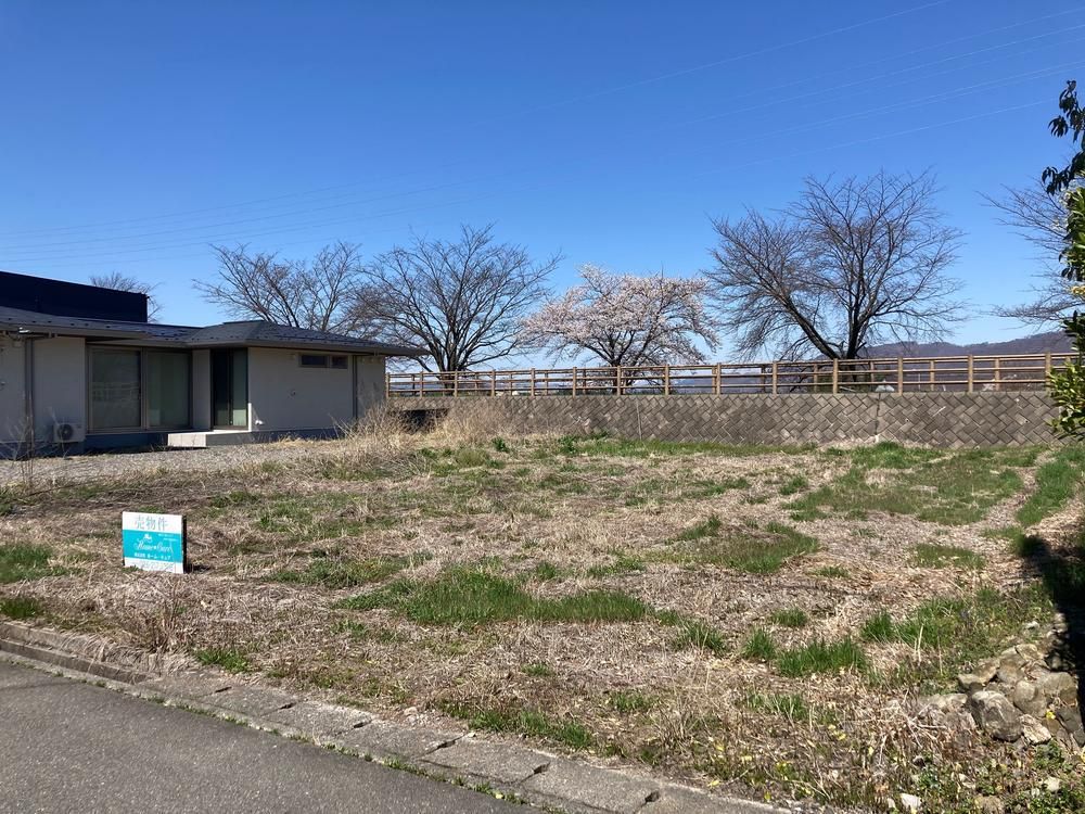 Land for Sale in Azumino City, Nagano - 330 sqm Building Plot - Thumbnail 2