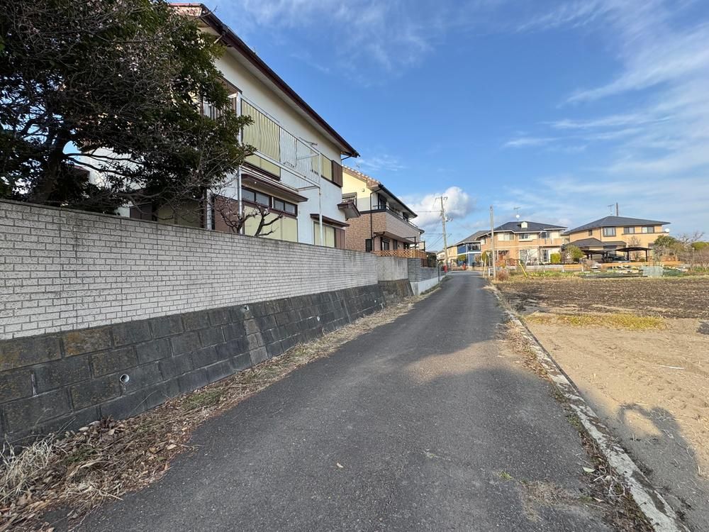 5DK House for Sale in Toride City, Ibaraki - 95.21 m² - Thumbnail 2