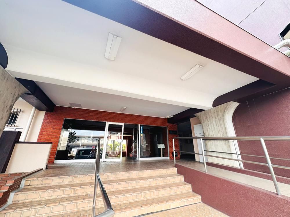 2LDK Apartment for Sale in Saitama Sakura Ward 77.76m2 - Thumbnail 2