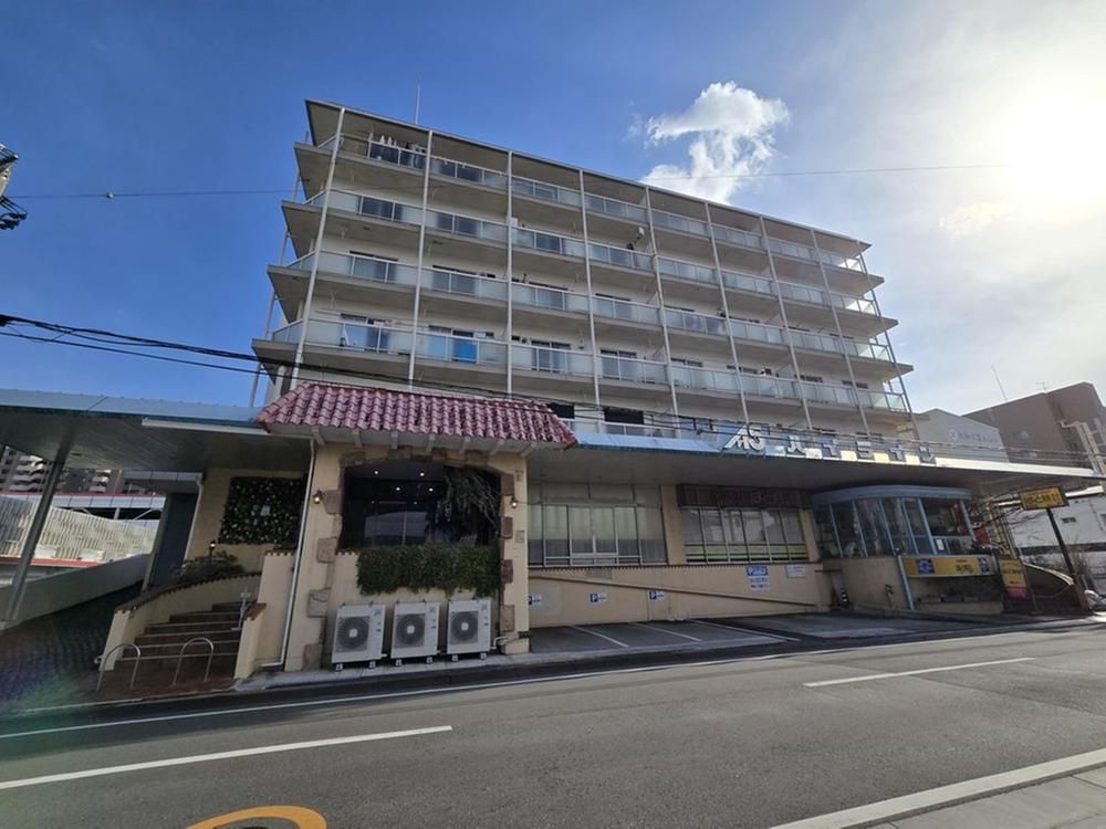 3LDK Used Condominium in Kochi City, Kochi Prefecture - Thumbnail 3