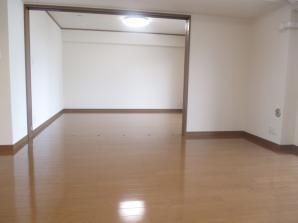 3LDK Apartment for Sale in Ichikawa, Chiba - 96.67m2 - Thumbnail 3