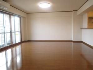 3LDK Apartment for Sale in Ichikawa, Chiba - 96.67m2 - Thumbnail 2