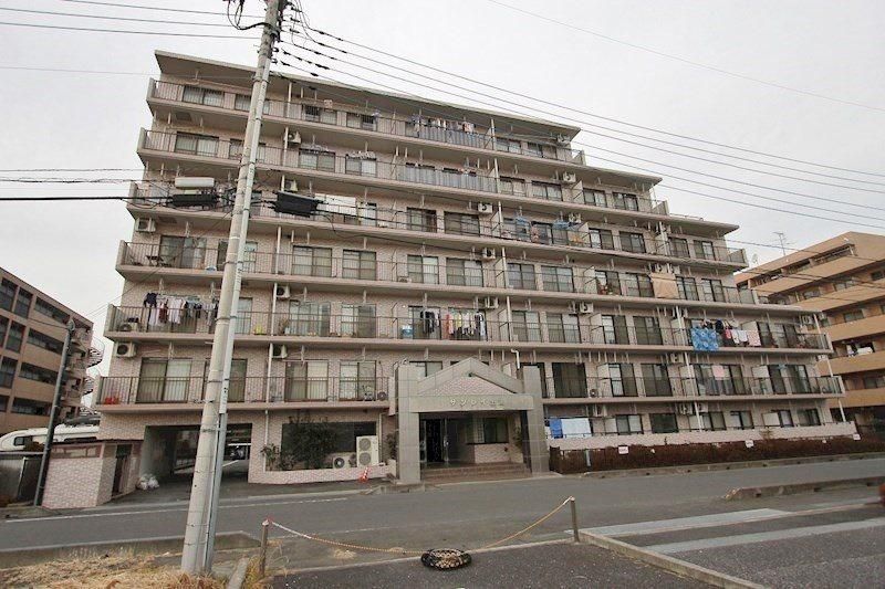 Renovated 2LDK Apartment Near Tsuchiura Station, Ibaraki - Thumbnail 2