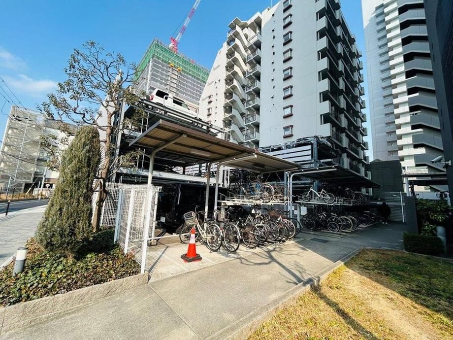 1K Apartment for Sale in Yodogawa-ku, Osaka near Juso Station - Thumbnail 2