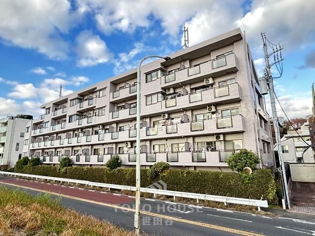 Cesar Riverside Uenoga 3LDK Apartment for Sale in Setagaya - Thumbnail 2