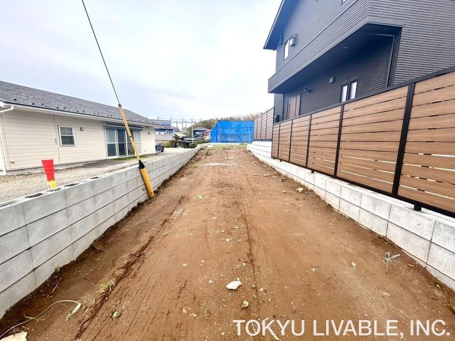 Land for Sale in Funabashi City, Chiba - 209m2 Plot - Thumbnail 3