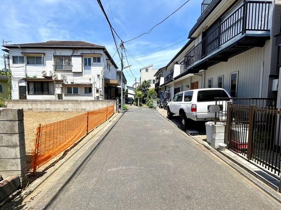 Land for Sale in Setagaya, Tokyo - 90.95 sqm Building Lot - Thumbnail 3