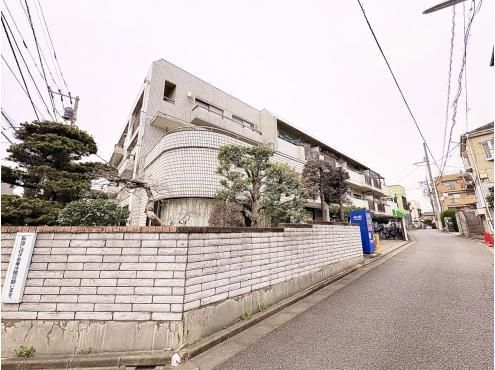 Brann Maison 2LDK Apartment for Sale in Nerima, Tokyo - Thumbnail 2