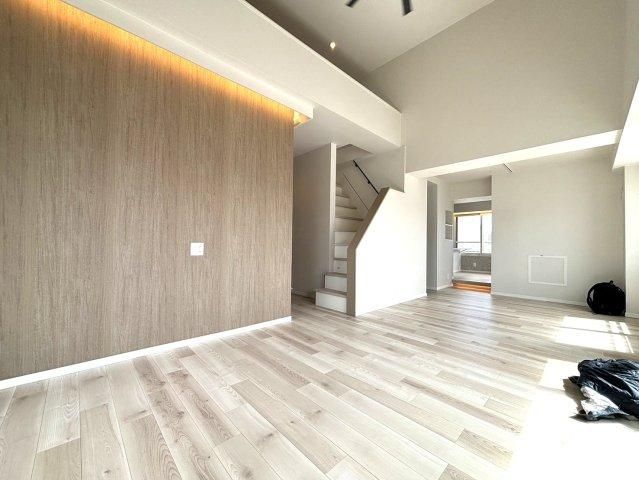 3LDK Top-Floor Apartment Near Subway in Sapporo - Thumbnail 4