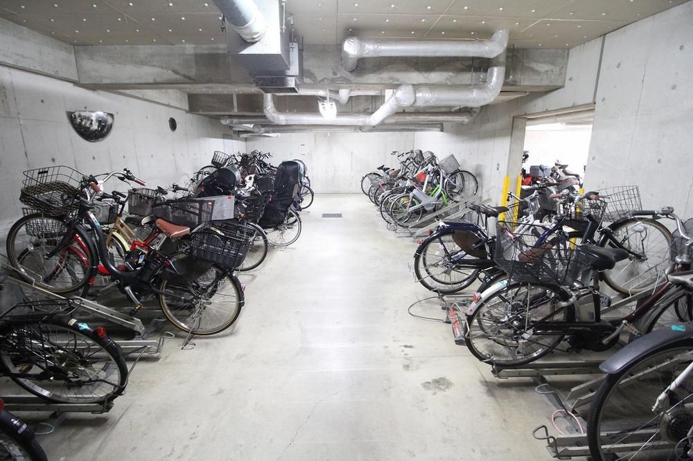 Renovated 3LDK Apartment in Totsuka-ku, Yokohama - Thumbnail 4