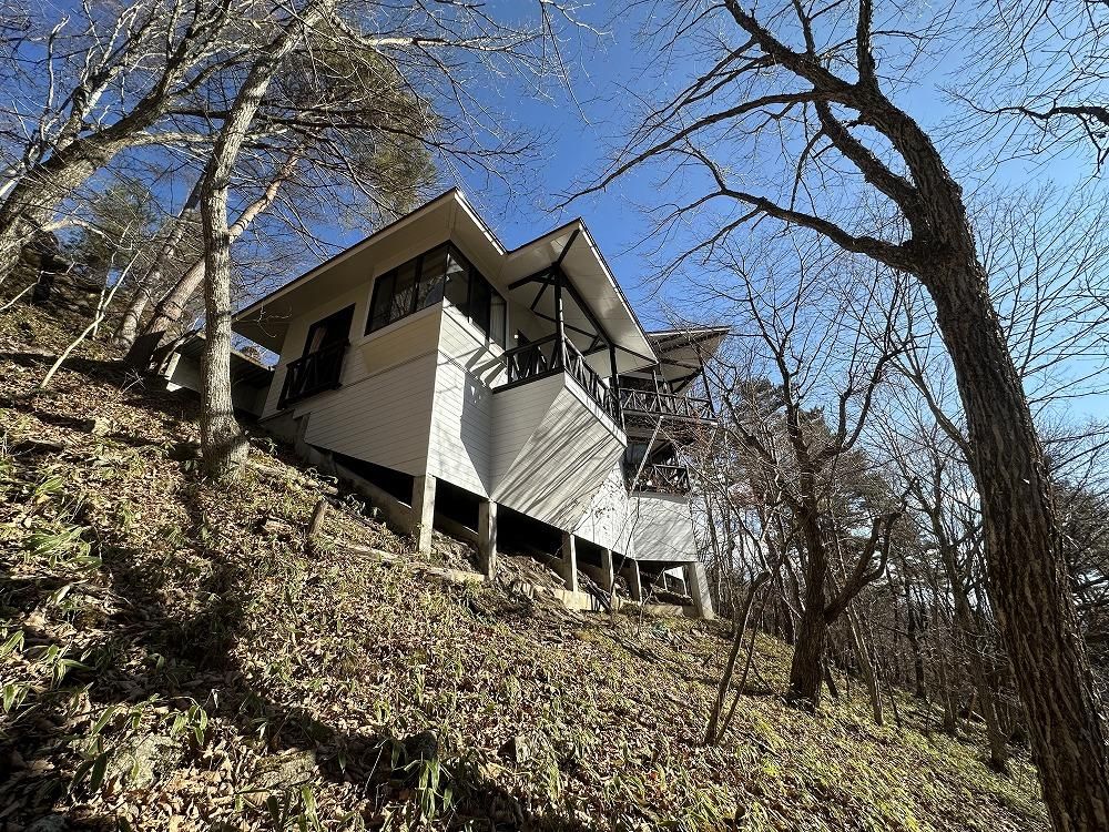 Spacious 2LDK Mountain House for Sale in Chino, Nagano - Thumbnail 2