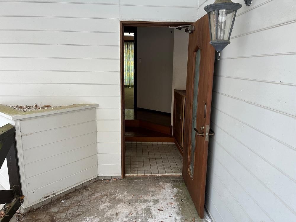 Spacious 2LDK Mountain House for Sale in Chino, Nagano - Thumbnail 3