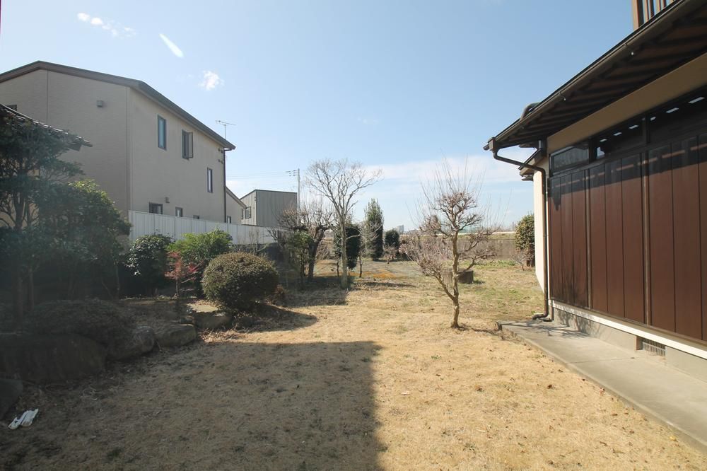 Renovated 6LDK House with Large Garden in Mito, Ibaraki - Thumbnail 4