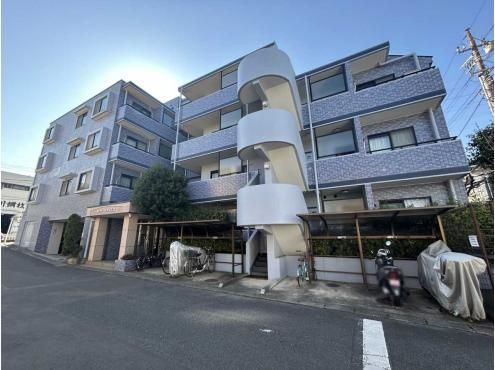 3LDK Apartment for Sale in Kawasaki, Kanagawa - 62.44m2 - Thumbnail 2