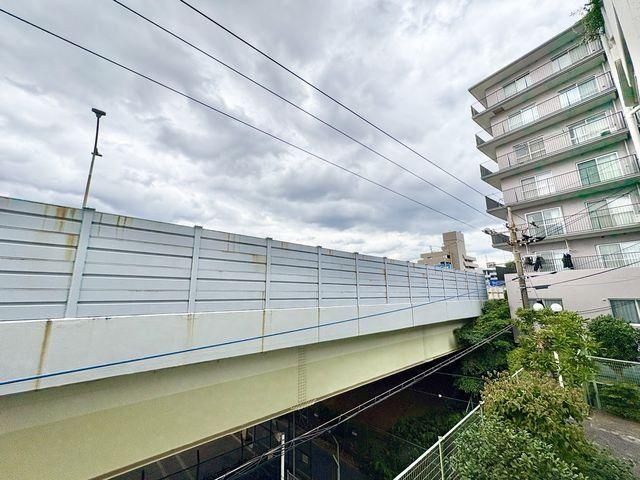 Renovated 3LDK Apartment Near Saginuma Station in Kawasaki - Thumbnail 2