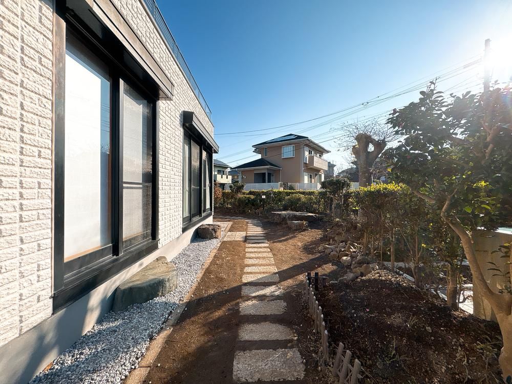4LDK+S House for Sale in Miyazaki City - 152 sqm, Corner Lot - Thumbnail 2