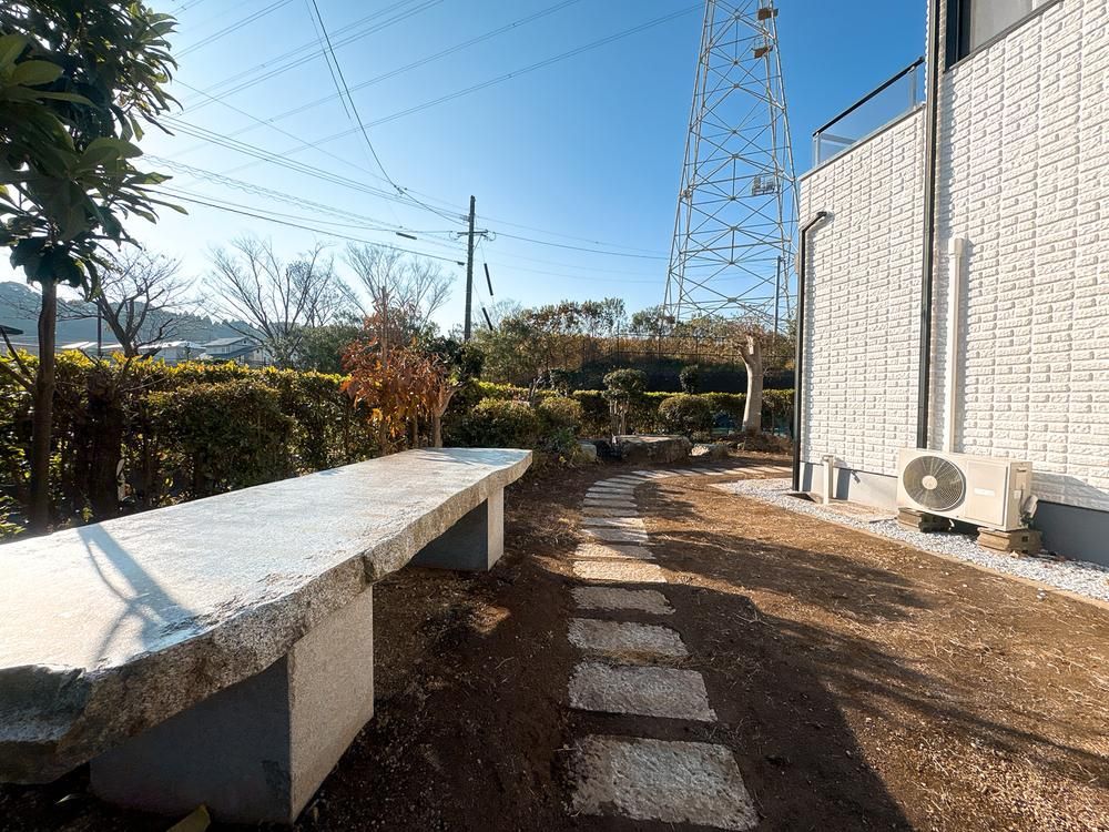 4LDK+S House for Sale in Miyazaki City - 152 sqm, Corner Lot - Thumbnail 3