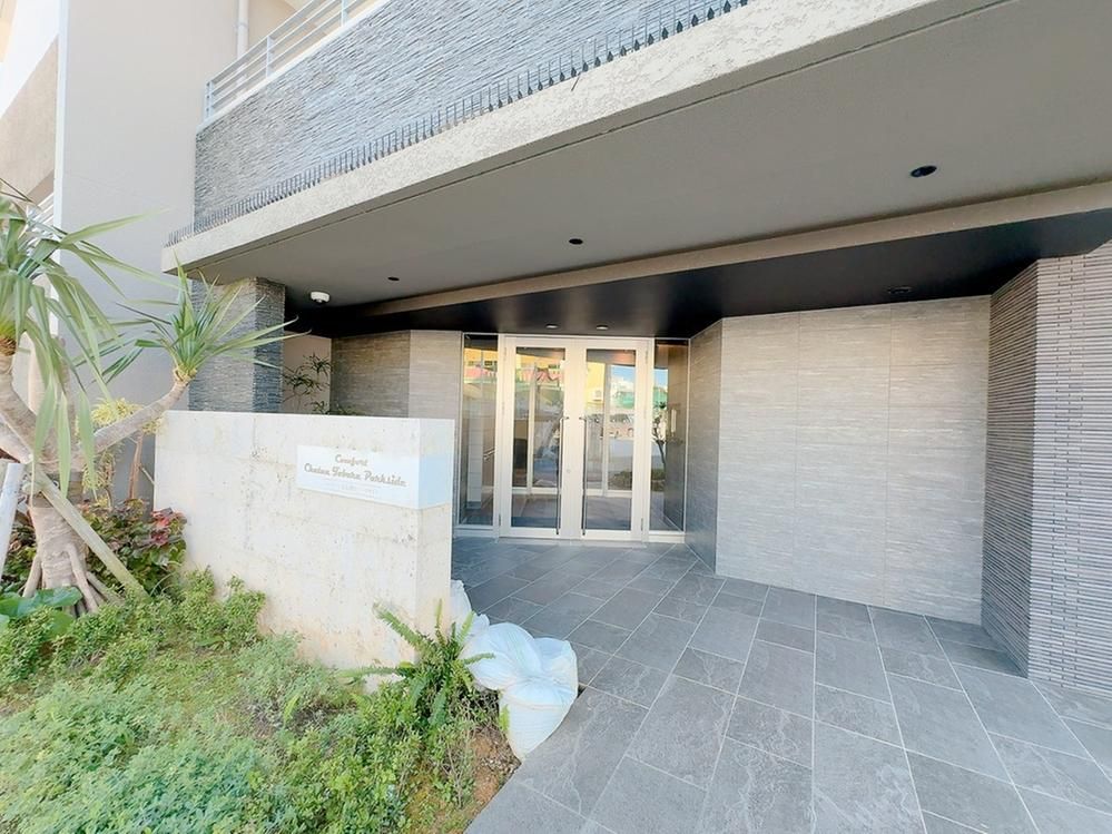 3LDK Apartment for Sale in Chatan, Okinawa - Ocean View - Thumbnail 2
