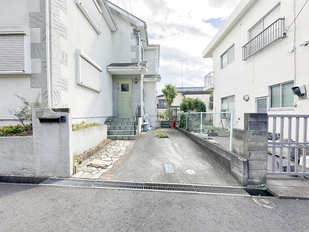 4LDK Detached House for Sale Near Mejirodai Station, Hachioji - Thumbnail 3