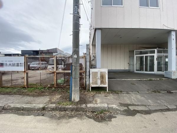 Land for Sale in Sapporo Nishi Ward 870 sqm - Thumbnail 3