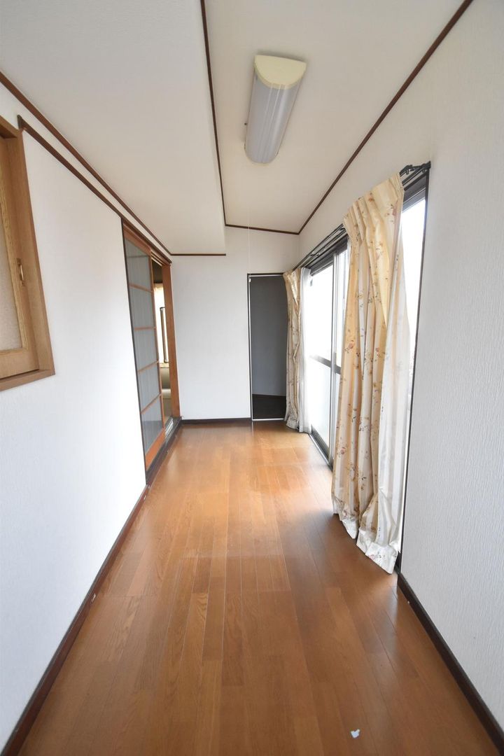 Renovated 3DK House in Hadano, Kanagawa - 7.98 Million Yen - Thumbnail 3