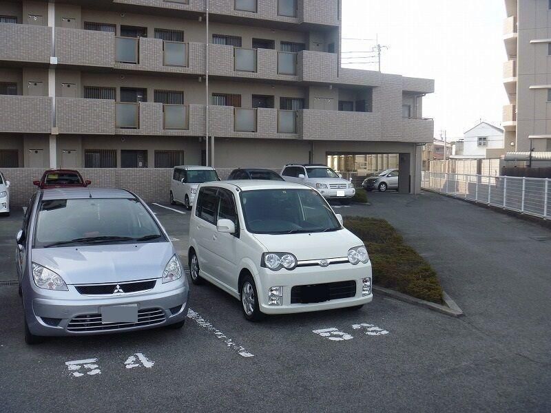 3LDK Apartment for Sale in Matsuyama, Ehime - 75.52m² - Thumbnail 4