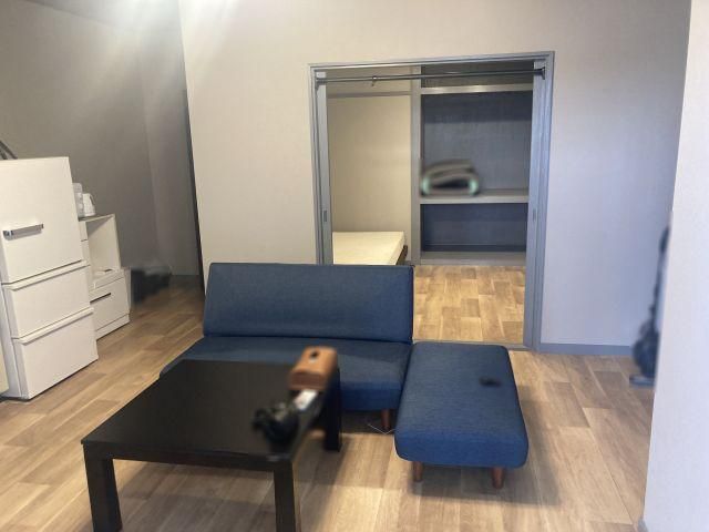 1LDK Renovated Apartment in Obihiro, Hokkaido for Sale - Thumbnail 4