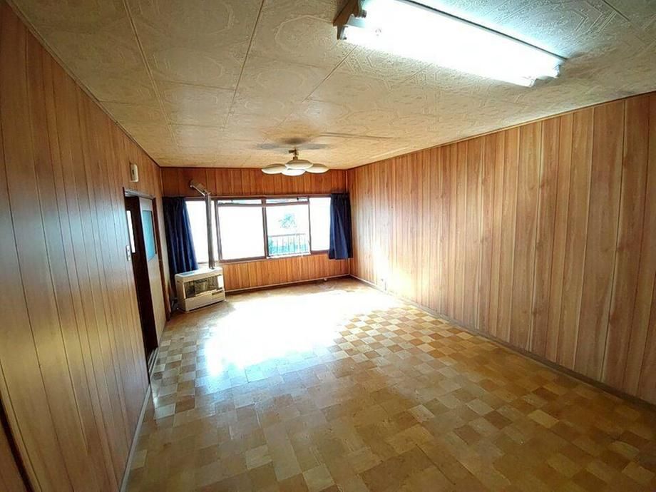 4LDK Detached House on 107 tsubo Corner Lot in Kushiro - Thumbnail 3