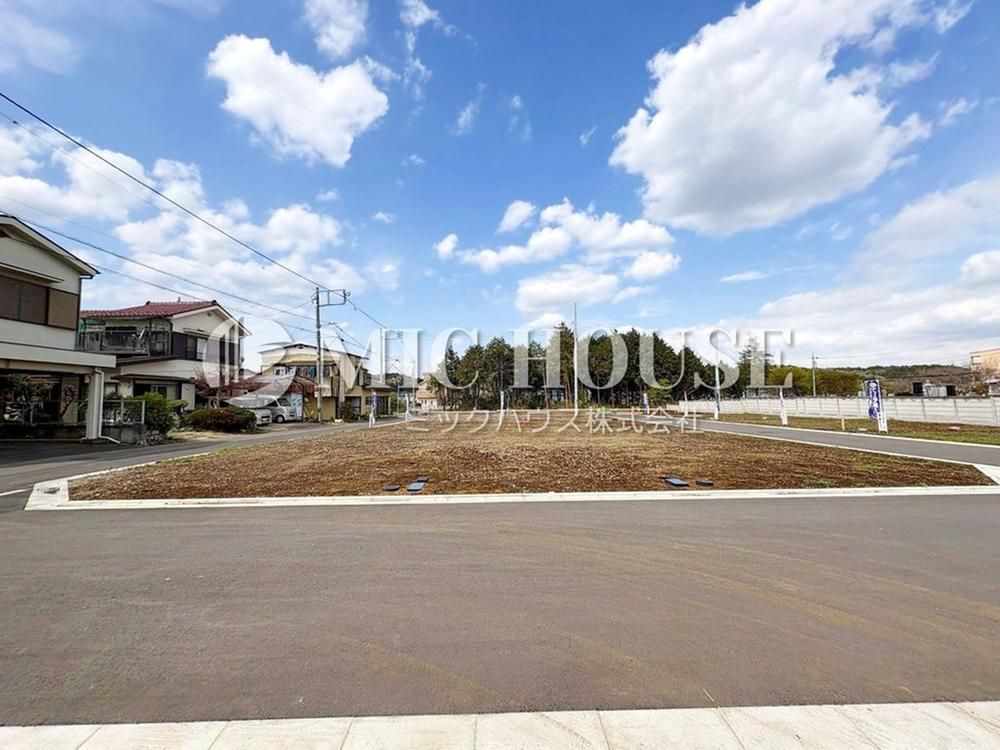 306.97 sqm Land for Sale in Ome, Tokyo - Southwest Corner Lot - Thumbnail 4