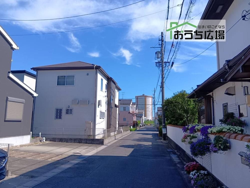 4LDK House for Sale in Ama City, Aichi - 102 sqm with Solar Panels - Thumbnail 2