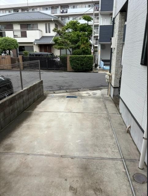 2LDK+S House for Sale in Kawasaki, Kanagawa – 70m² - Thumbnail 2