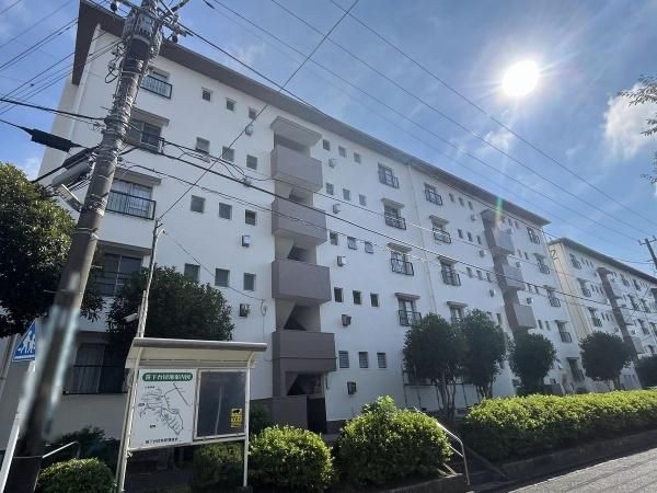 3DK Apartment for Sale in Konan Ward, Yokohama – 53.25m² - Thumbnail 2