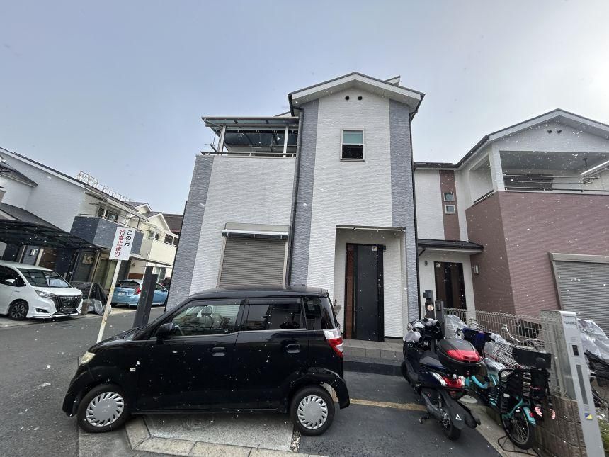 4LDK Corner Lot House in Ibaraki, Osaka - Quiet Neighborhood - Thumbnail 3