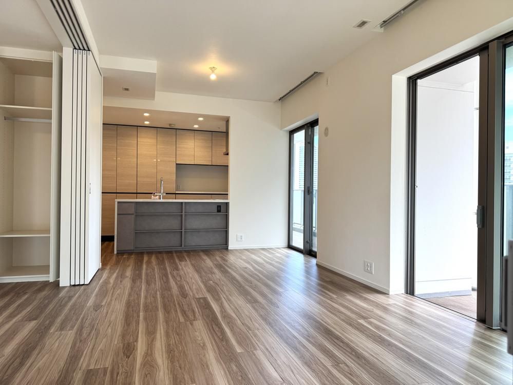 Harumi Flag PARK VILLAGE T 3LDK New Condo in Chuo, Tokyo - Thumbnail 3