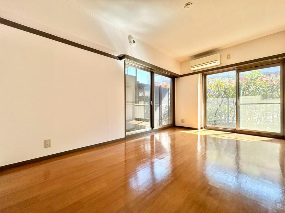 3LDK Apartment for Sale in Kanazawa-ku, Yokohama - Thumbnail 4