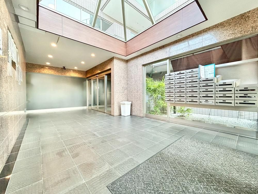 3LDK Apartment for Sale in Kanazawa-ku, Yokohama - Thumbnail 2